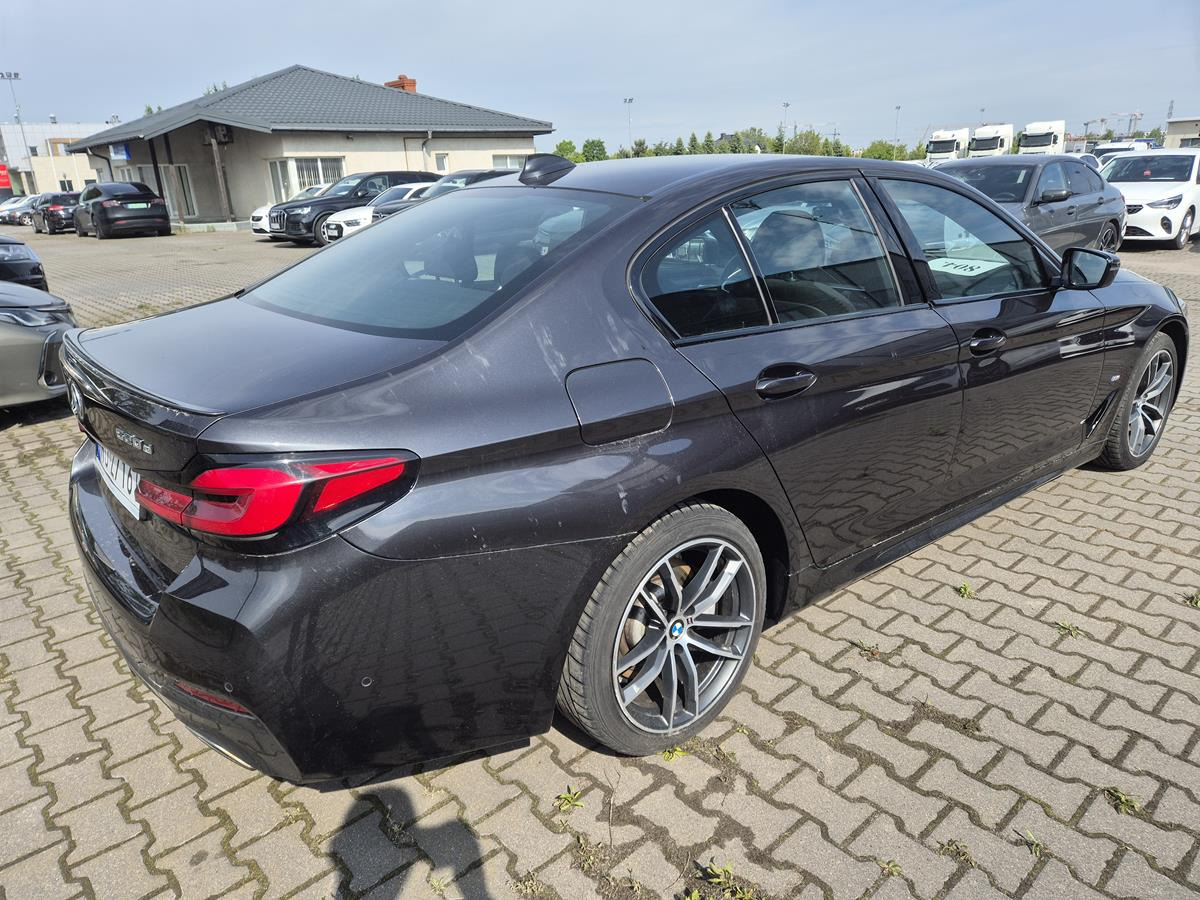 BMW 520D XDRIVE SEDAN - Saloon car: picture 4 BMW 520D XDRIVE SEDAN - Saloon car: picture 4