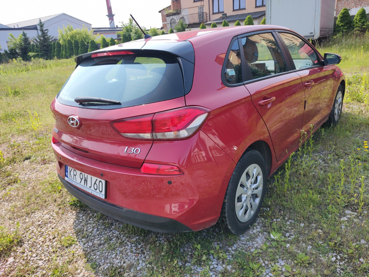 HYUNDAI I30 HATCHBACK - Hatchback: picture 4 HYUNDAI I30 HATCHBACK - Hatchback: picture 4