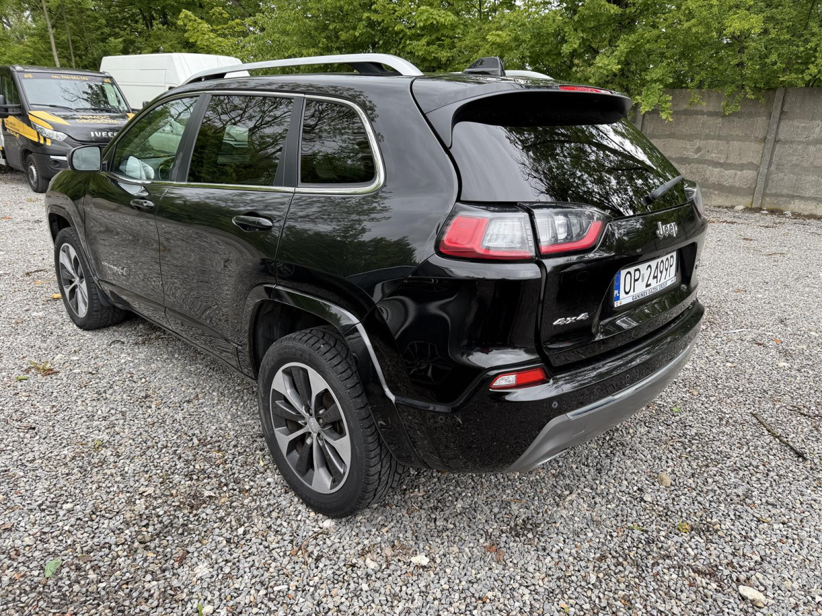 JEEP CHEROKEE OVERLAND 2.0 TURBO AWD AT SUV USZKODZONY SILNIK - SUV: picture 4 JEEP CHEROKEE OVERLAND 2.0 TURBO AWD AT SUV USZKODZONY SILNIK - SUV: picture 4