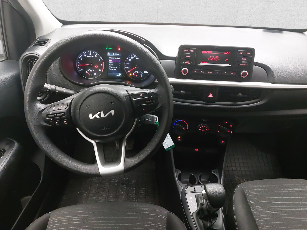 Car KIA PICANTO HATCHBACK: picture 11