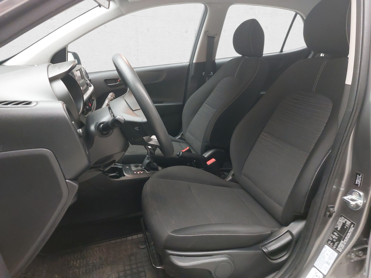 Car KIA PICANTO HATCHBACK: picture 12