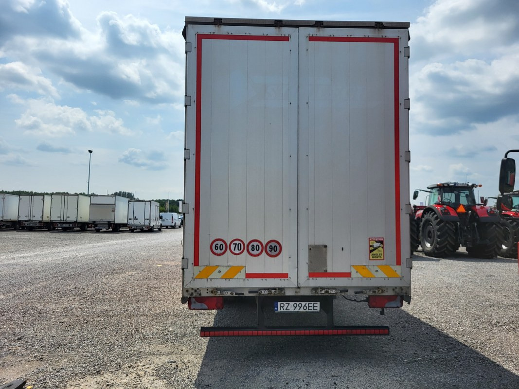 MAN TGL 12.220 SOLÓWKA - Curtain side truck: picture 4 MAN TGL 12.220 SOLÓWKA - Curtain side truck: picture 4