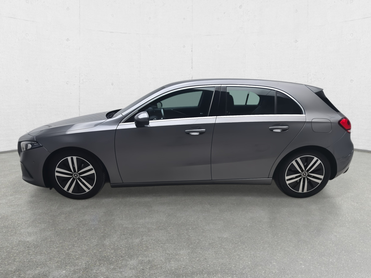 MERCEDES BENZ A 180 HATCHBACK - Hatchback: picture 5 MERCEDES BENZ A 180 HATCHBACK - Hatchback: picture 5