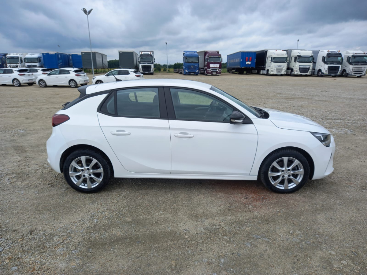 OPEL CORSA HATCHBACK - Hatchback: picture 4 OPEL CORSA HATCHBACK - Hatchback: picture 4