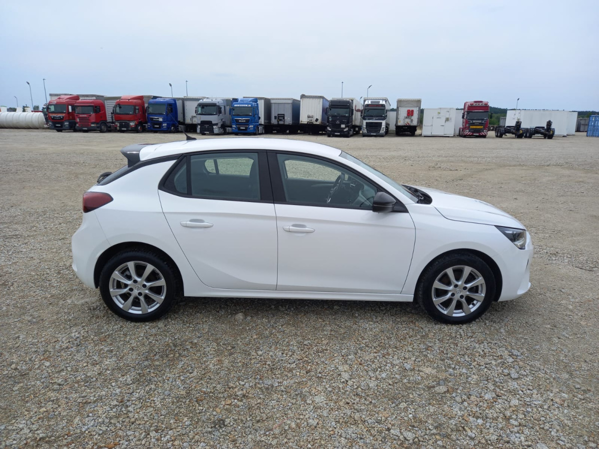 OPEL CORSA HATCHBACK - Hatchback: picture 4 OPEL CORSA HATCHBACK - Hatchback: picture 4