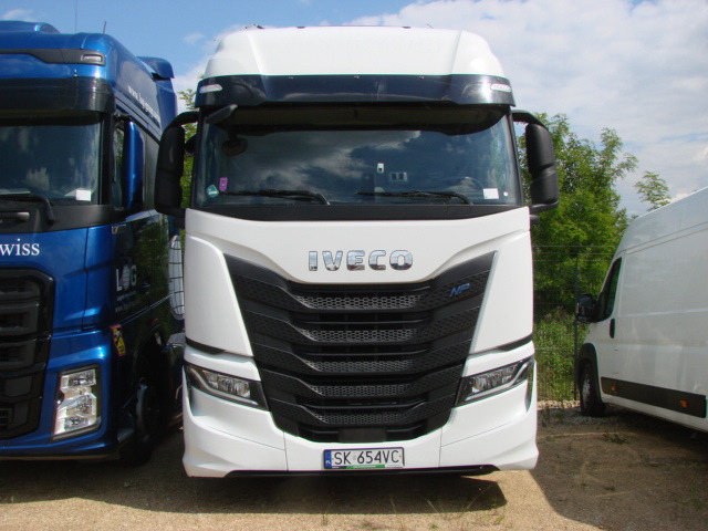 IVECO AS440ST/FP LT LNG CIĄGNIK SIODŁOWY - Tractor unit: picture 2 IVECO AS440ST/FP LT LNG CIĄGNIK SIODŁOWY - Tractor unit: picture 2