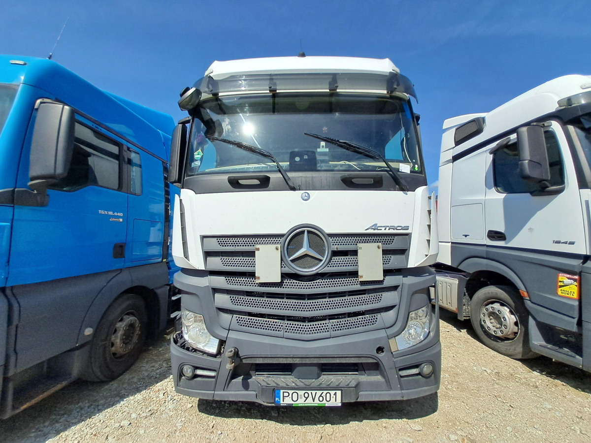 MERCEDES BENZ ACTROS CIĄGNIK SIODŁOWY - Tractor unit: picture 3 MERCEDES BENZ ACTROS CIĄGNIK SIODŁOWY - Tractor unit: picture 3