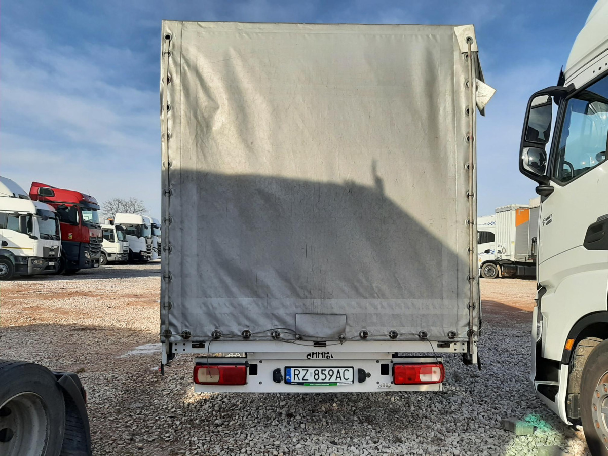 VOLKSWAGEN CRAFTER PLANDEKA - Curtain side van: picture 4 VOLKSWAGEN CRAFTER PLANDEKA - Curtain side van: picture 4