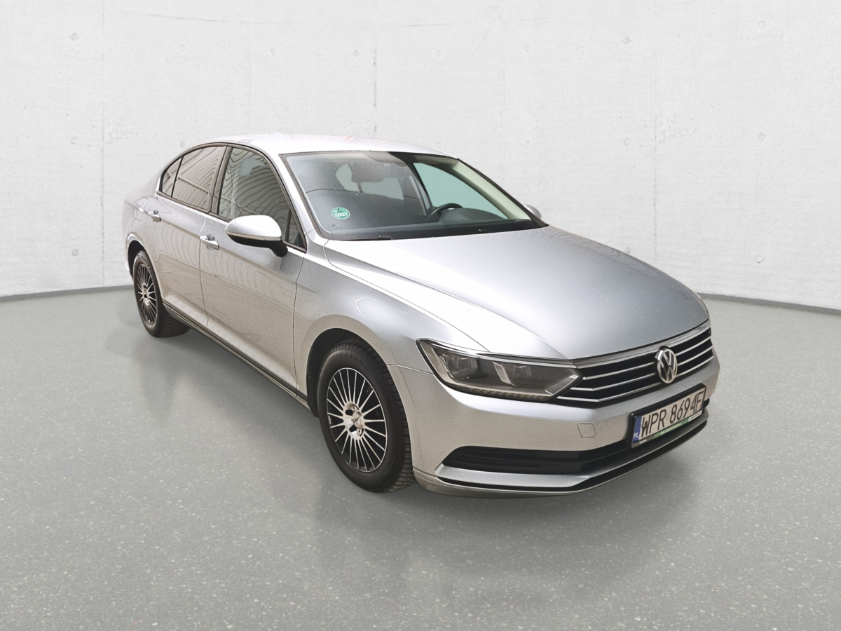 VOLKSWAGEN PASSAT SEDAN - Car: picture 1 VOLKSWAGEN PASSAT SEDAN - Car: picture 1