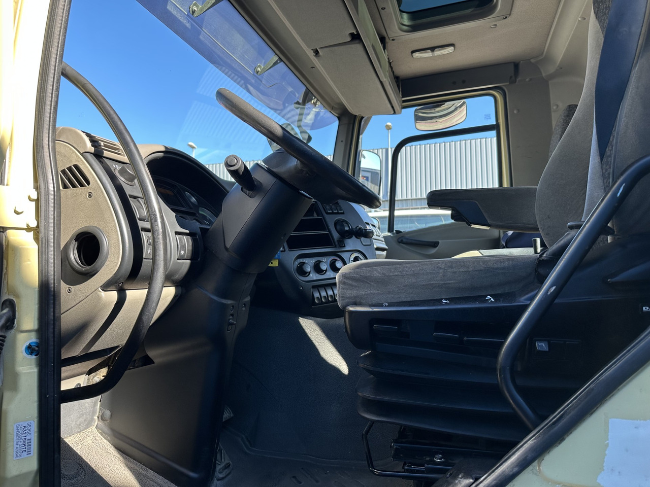 DAF  - Hook lift truck: picture 4 DAF  - Hook lift truck: picture 4