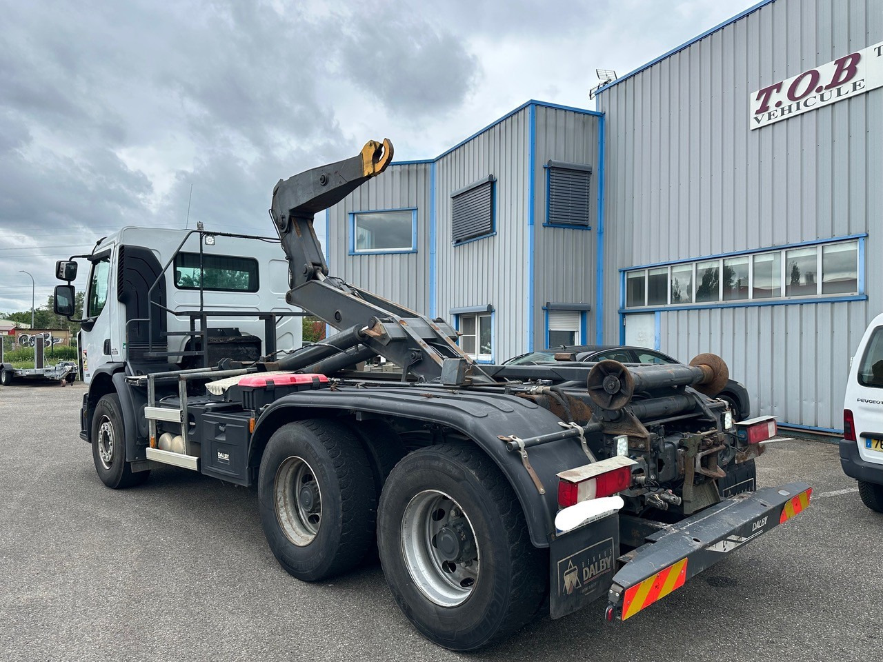 RENAULT LANDER 380DXI - Hook lift truck: picture 4 RENAULT LANDER 380DXI - Hook lift truck: picture 4