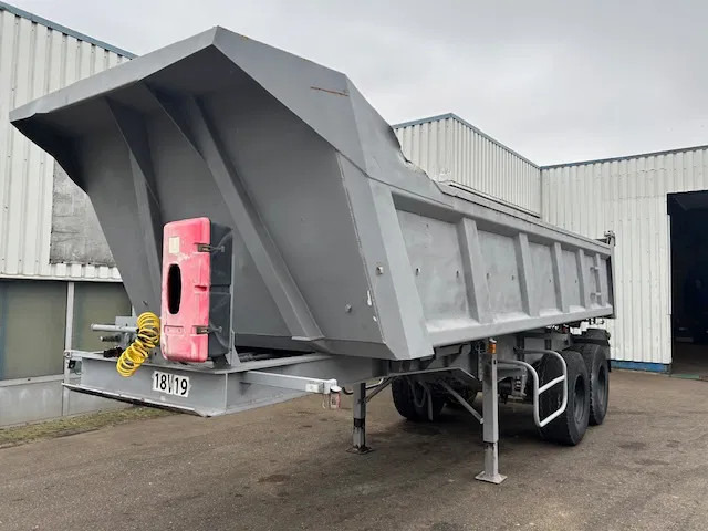 CIF 2 Axle Steel Tipper , Spring Suspension , Drum Brakes - Tipper semi-trailer: picture 1 CIF 2 Axle Steel Tipper , Spring Suspension , Drum Brakes - Tipper semi-trailer: picture 1