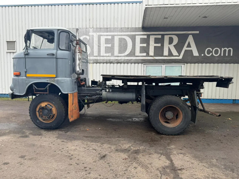 IFA W 50 LA , 4x4 - Dropside/ Flatbed truck: picture 2 IFA W 50 LA , 4x4 - Dropside/ Flatbed truck: picture 2