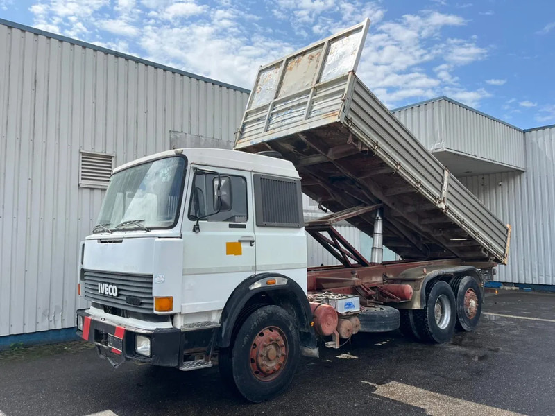 Iveco Turbostar 190-38 , 6x2 , V8 Watercooling , 3 Way Tipper , Spring Suspension , Manual - Tipper: picture 1 Iveco Turbostar 190-38 , 6x2 , V8 Watercooling , 3 Way Tipper , Spring Suspension , Manual - Tipper: picture 1