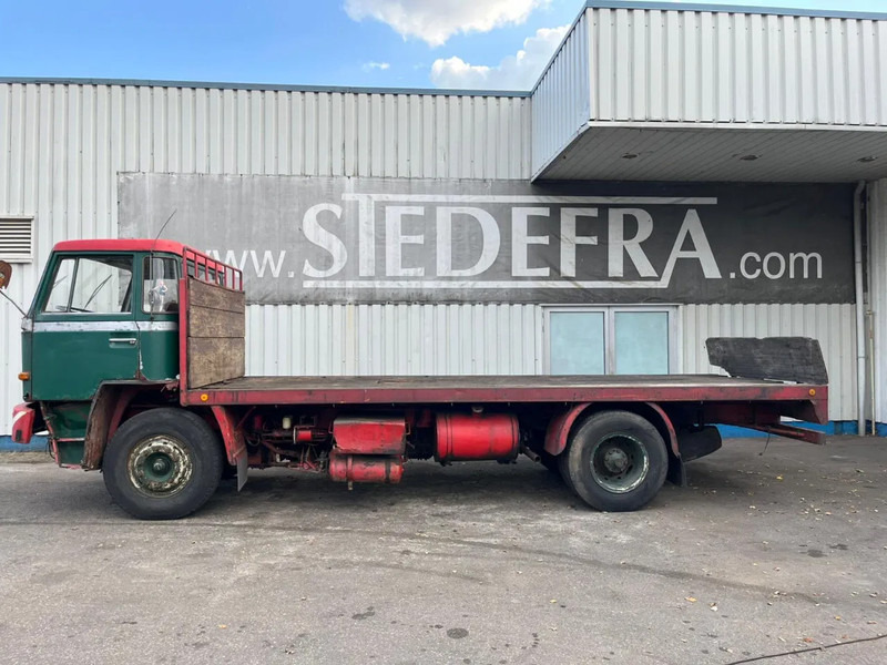 MAN Büssing BS 13L / NL1, Oldtimer for restauration - Dropside/ Flatbed truck: picture 2 MAN Büssing BS 13L / NL1, Oldtimer for restauration - Dropside/ Flatbed truck: picture 2