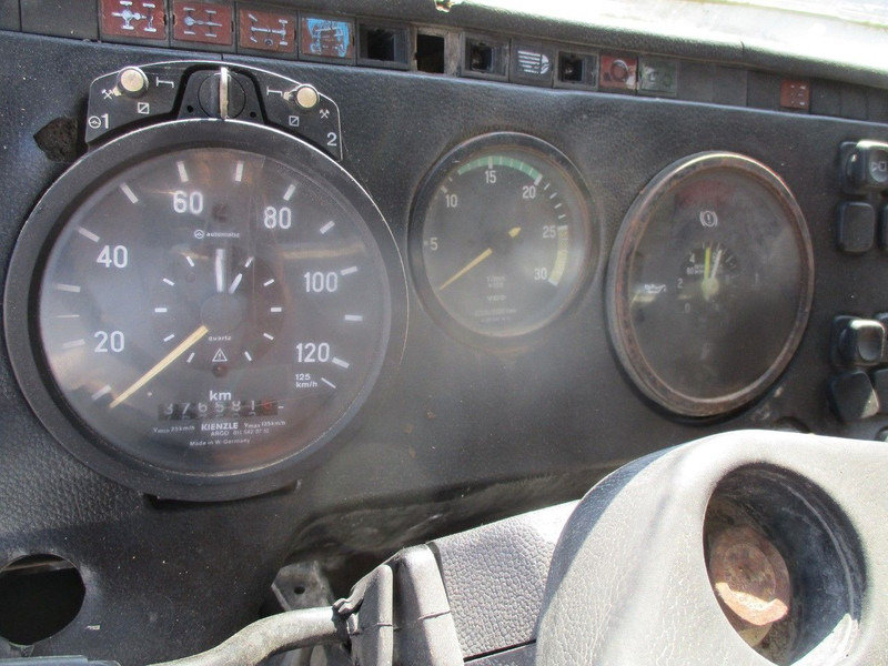 Tipper Mercedes-Benz 2633, V8 , ZF Manual , 6x4 , 3 Way tipper , Spring suspension: picture 11