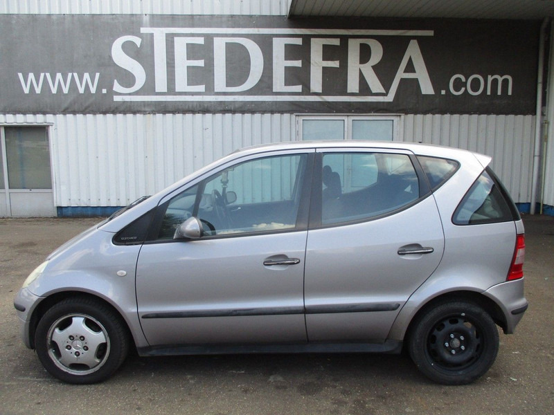Mercedes-Benz A-Klasse A160 Elegance , Manual - Hatchback: picture 2 Mercedes-Benz A-Klasse A160 Elegance , Manual - Hatchback: picture 2