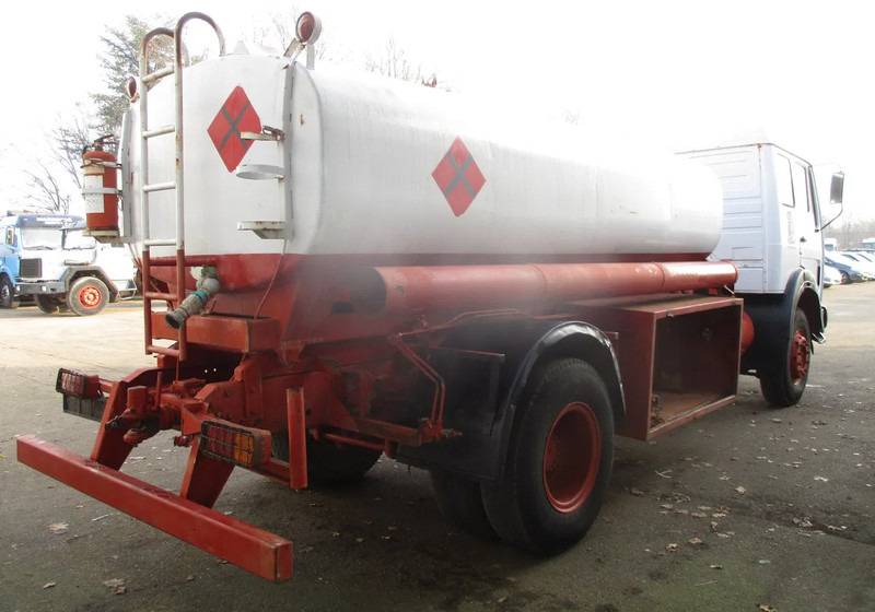 Mercedes-Benz FAP 1620 BD , Fuel truck , 4x2 , Manual , Spring suspension - Tanker truck: picture 3 Mercedes-Benz FAP 1620 BD , Fuel truck , 4x2 , Manual , Spring suspension - Tanker truck: picture 3
