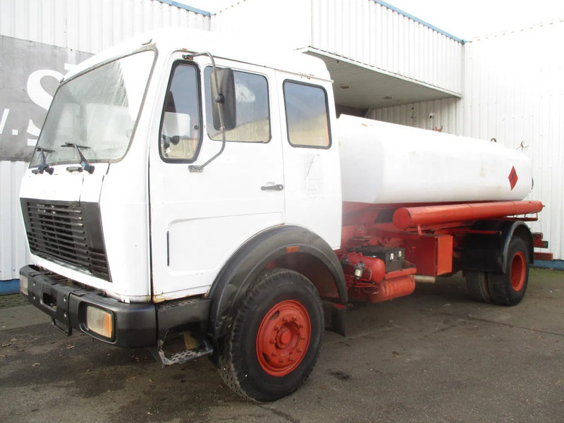 Mercedes-Benz FAP 1620 BD , Fuel truck , 4x2 , Manual , Spring suspension - Tanker truck: picture 1 Mercedes-Benz FAP 1620 BD , Fuel truck , 4x2 , Manual , Spring suspension - Tanker truck: picture 1