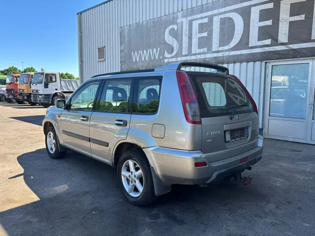 Nissan X-Trail 2.2 DCi , 4x4 , Airco , Export - Car: picture 5 Nissan X-Trail 2.2 DCi , 4x4 , Airco , Export - Car: picture 5