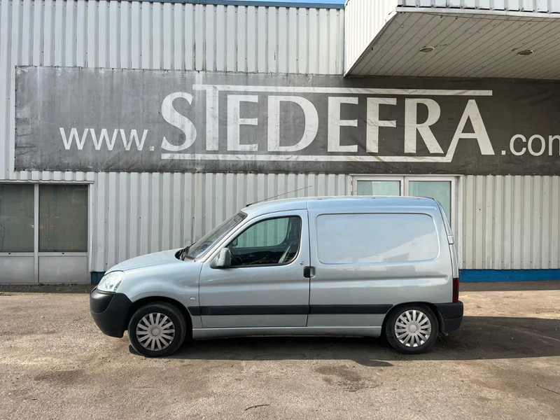 Peugeot Partner 1.9 D , Airco , Belgium Regestration - Small van: picture 2 Peugeot Partner 1.9 D , Airco , Belgium Regestration - Small van: picture 2
