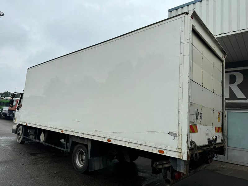Renault Midlum 180 DXI, Spring Suspension, Drum Brakes - Box truck: picture 5 Renault Midlum 180 DXI, Spring Suspension, Drum Brakes - Box truck: picture 5