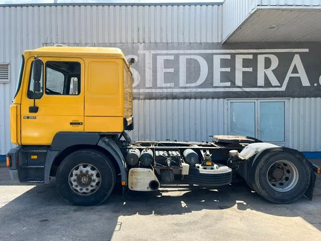 MAN 19.364 F2000 ,6 Cylinder , Belgium Truck , ZF Manual , Euro 2 - Tractor unit: picture 2 MAN 19.364 F2000 ,6 Cylinder , Belgium Truck , ZF Manual , Euro 2 - Tractor unit: picture 2