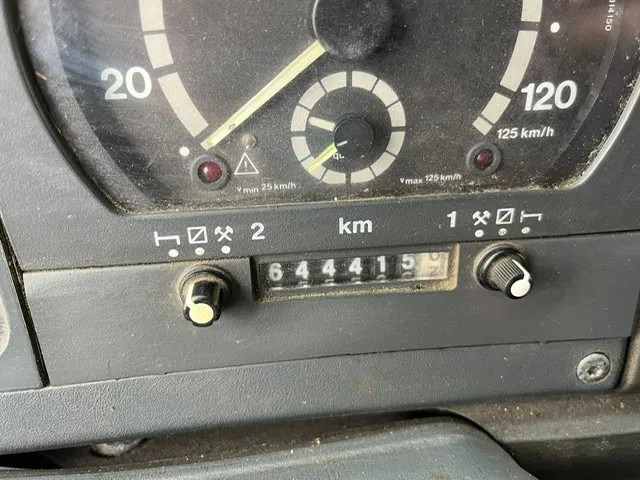 Tractor unit Scania R 114 L 380 , Manual Gearbox , Airco: picture 9