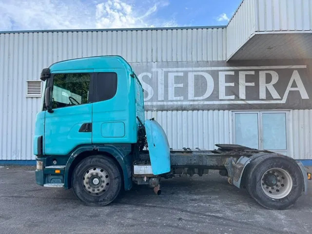 Scania R 124 L 420 , Manual Gearbox , Airco , Retarder - Tractor unit: picture 2 Scania R 124 L 420 , Manual Gearbox , Airco , Retarder - Tractor unit: picture 2