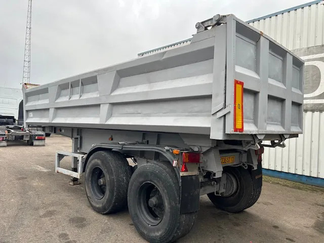 Trax 2 Axle Steel Tipper , Spring Suspension , Drum Brakes - Tipper semi-trailer: picture 5 Trax 2 Axle Steel Tipper , Spring Suspension , Drum Brakes - Tipper semi-trailer: picture 5