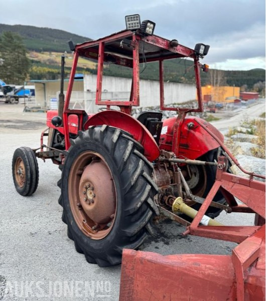 1971 Massey Ferguson 135 - MVA FRI traktor - Farm tractor: picture 2 1971 Massey Ferguson 135 - MVA FRI traktor - Farm tractor: picture 2