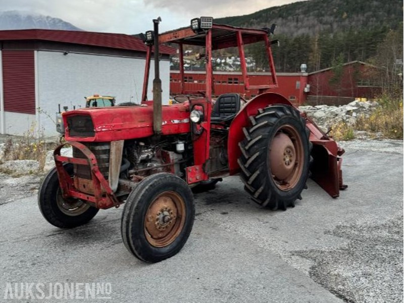 1971 Massey Ferguson 135 - MVA FRI traktor - Farm tractor: picture 1 1971 Massey Ferguson 135 - MVA FRI traktor - Farm tractor: picture 1