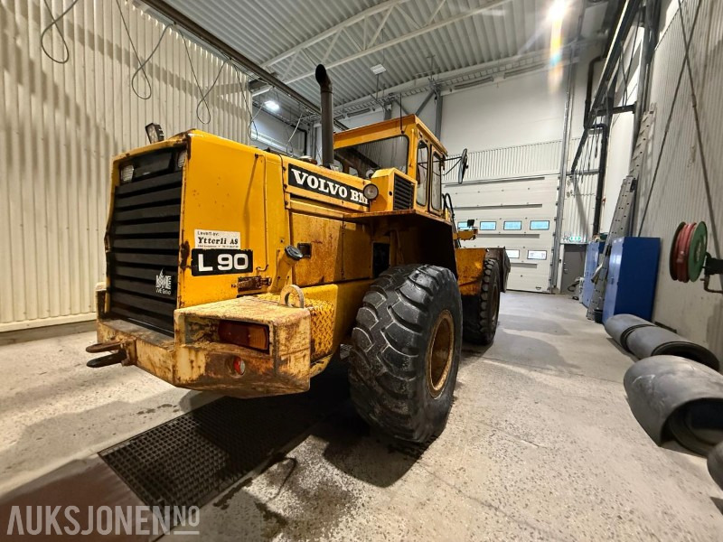 1986 Volvo L90 Hjullaster med skuffe - Wheel loader: picture 5 1986 Volvo L90 Hjullaster med skuffe - Wheel loader: picture 5