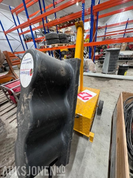 2 stk Botneskilt - Mobile Trafikklys - MPB 3200 - Batteridrift - Construction equipment: picture 2 2 stk Botneskilt - Mobile Trafikklys - MPB 3200 - Batteridrift - Construction equipment: picture 2