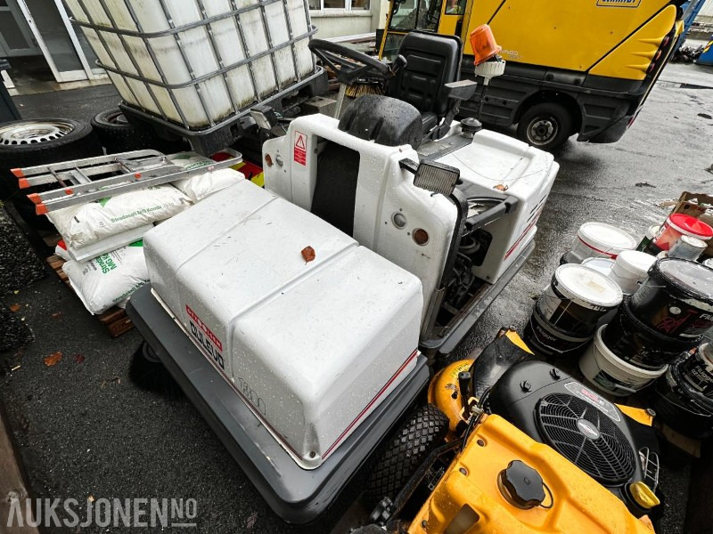 2000 Dulevo 1300 DL Kostemaskin – Reparasjonsobjekt - Construction equipment: picture 1 2000 Dulevo 1300 DL Kostemaskin – Reparasjonsobjekt - Construction equipment: picture 1