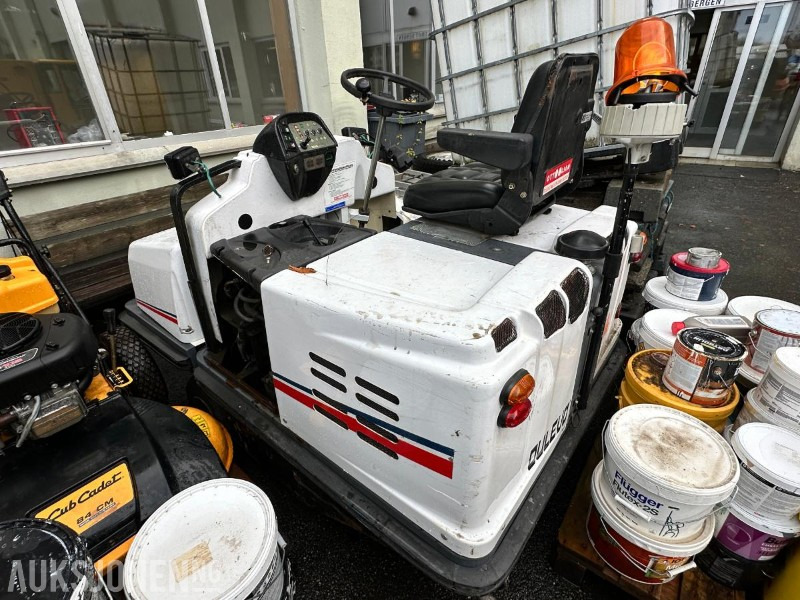 2000 Dulevo 1300 DL Kostemaskin – Reparasjonsobjekt - Construction equipment: picture 3 2000 Dulevo 1300 DL Kostemaskin – Reparasjonsobjekt - Construction equipment: picture 3