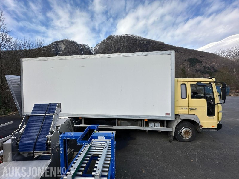 2000 Volvo FL 608 Dyretransport Repobjekt - Dropside/ Flatbed truck: picture 5 2000 Volvo FL 608 Dyretransport Repobjekt - Dropside/ Flatbed truck: picture 5