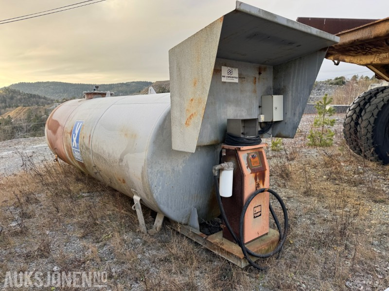 2002 Dieseltank med pumpe - Construction equipment: picture 3 2002 Dieseltank med pumpe - Construction equipment: picture 3