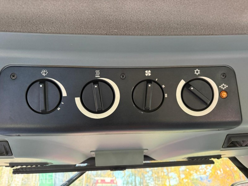 Farm tractor 2002 McCormick C100 m/Fronthydraulikk: picture 15