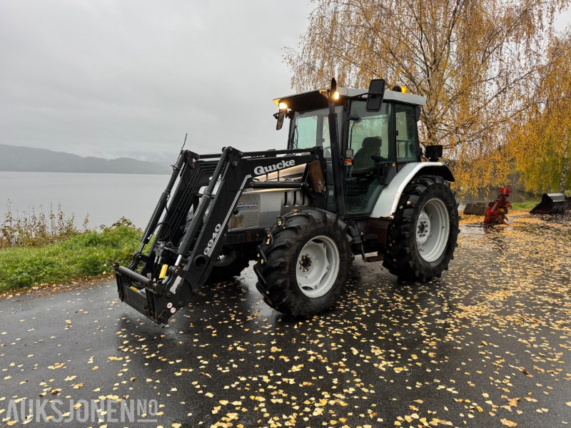 2004 Lamborghini R4.95 Traktor med frontlaster - Farm tractor: picture 1 2004 Lamborghini R4.95 Traktor med frontlaster - Farm tractor: picture 1
