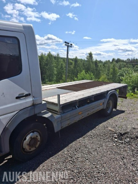 2004 Mercedes-Benz 4X2 ATEGO - Dropside/ Flatbed truck: picture 2 2004 Mercedes-Benz 4X2 ATEGO - Dropside/ Flatbed truck: picture 2