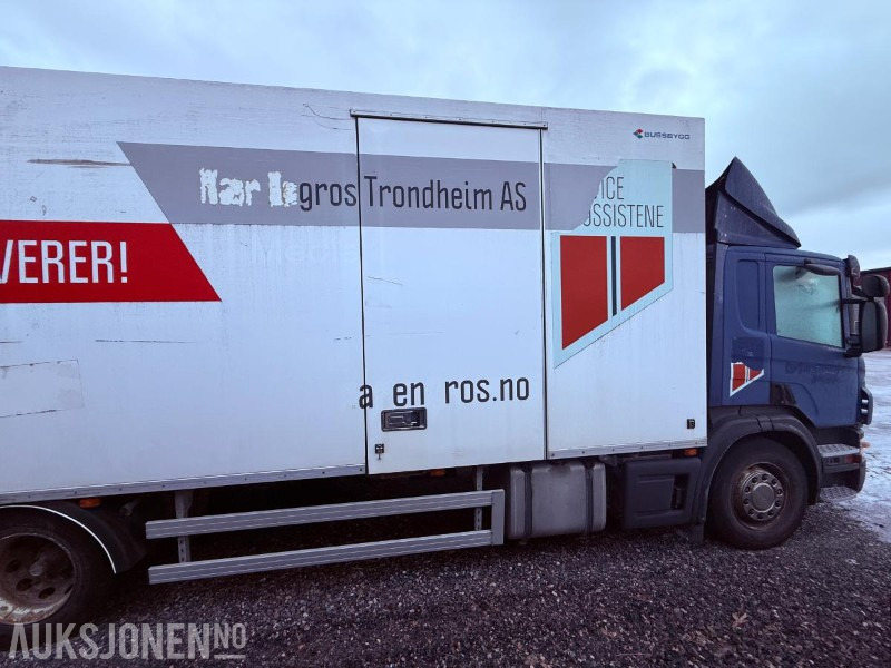 2005 Scania P270 Skapbil - 4X2 200000 km - EURO 3 200015 km m/ Kjølesystem - Box truck: picture 4 2005 Scania P270 Skapbil - 4X2 200000 km - EURO 3 200015 km m/ Kjølesystem - Box truck: picture 4