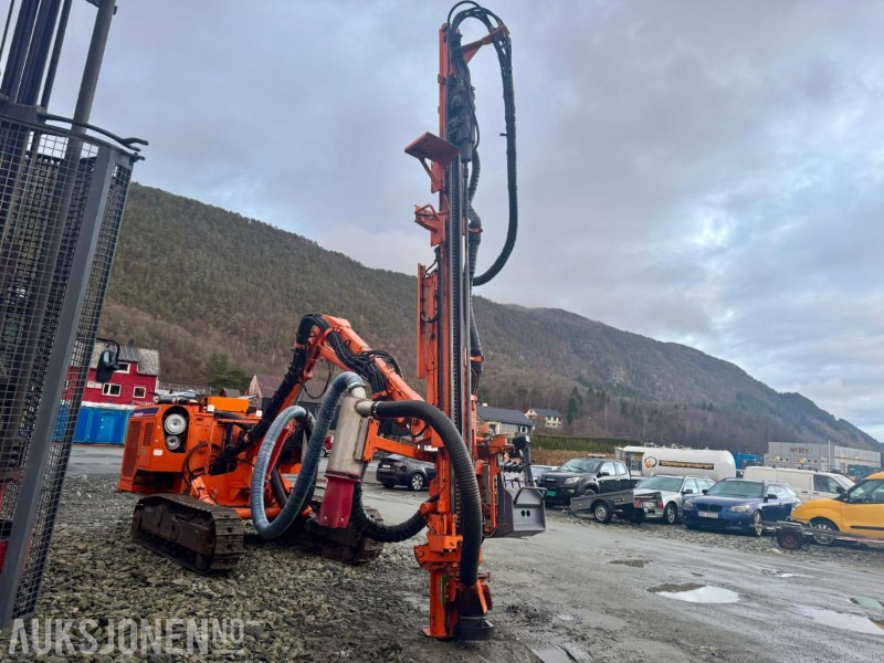 2005 Tamrock Dino 560 Borerigg - Totalt renovert - Drilling rig: picture 2 2005 Tamrock Dino 560 Borerigg - Totalt renovert - Drilling rig: picture 2