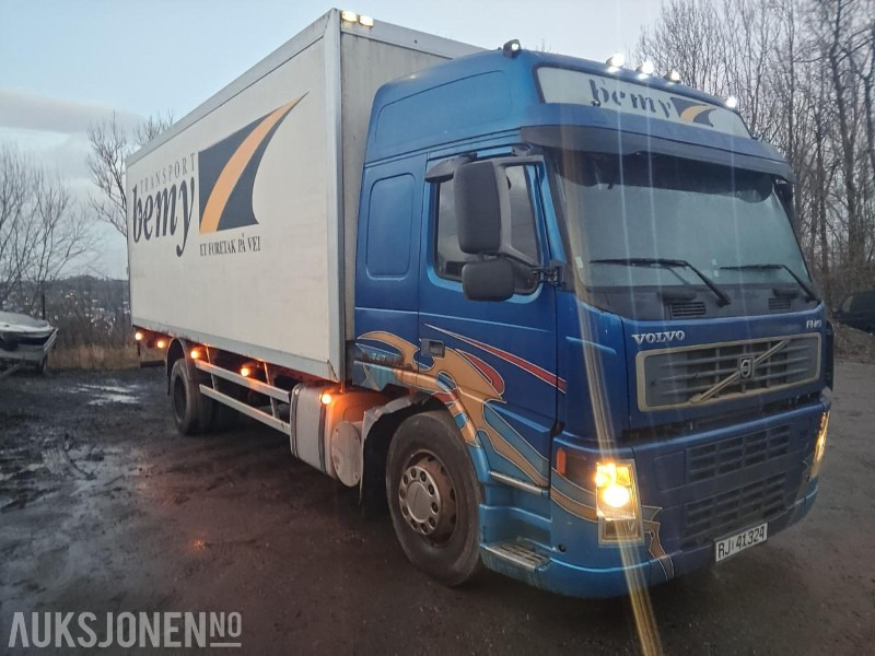2005 Volvo FM9 - Box truck: picture 3 2005 Volvo FM9 - Box truck: picture 3