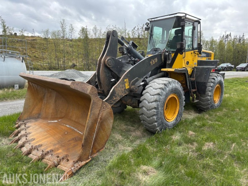 2009 Komatsu WA 320 PZ-6 - Wheel loader: picture 1 2009 Komatsu WA 320 PZ-6 - Wheel loader: picture 1