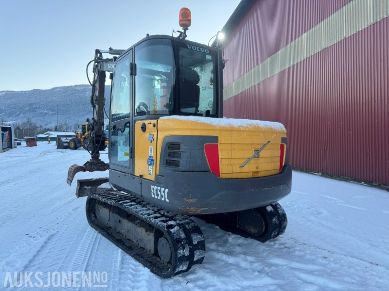 2010 Volvo EC55C gravemaskin med 2 skuffer og klype med rotator - Excavator: picture 3 2010 Volvo EC55C gravemaskin med 2 skuffer og klype med rotator - Excavator: picture 3