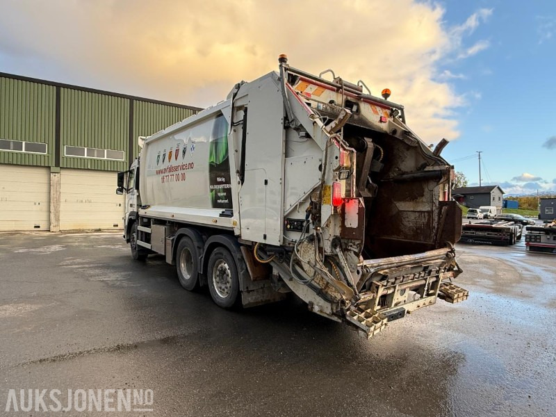 2011 Volvo FM330 6X2 Komprimatorbil 22M3 - Strøere - Baklaster - 353908KM - Refuse truck: picture 3 2011 Volvo FM330 6X2 Komprimatorbil 22M3 - Strøere - Baklaster - 353908KM - Refuse truck: picture 3