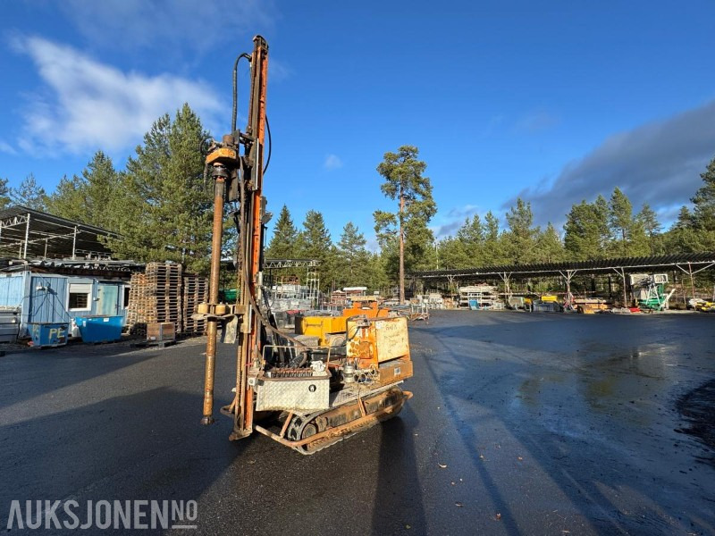 2012 Gayk HRE 4000 hydraulisk borerigg på belter / 2683 timer - Drilling rig: picture 1 2012 Gayk HRE 4000 hydraulisk borerigg på belter / 2683 timer - Drilling rig: picture 1