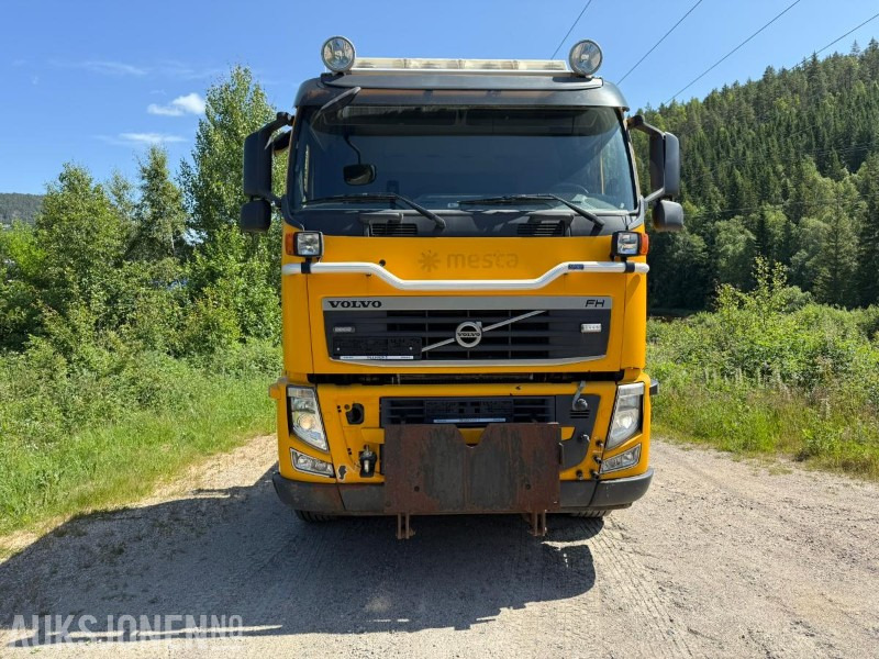 2012 Volvo FH540 8x4 brøyterigget Krokbil rep objekt - Hook lift truck: picture 2 2012 Volvo FH540 8x4 brøyterigget Krokbil rep objekt - Hook lift truck: picture 2