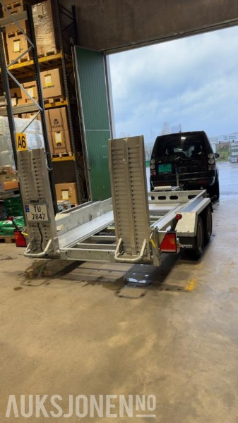 2013 Bobcat E26 m/2 skuffer og maskinhenger - Mini excavator: picture 2 2013 Bobcat E26 m/2 skuffer og maskinhenger - Mini excavator: picture 2